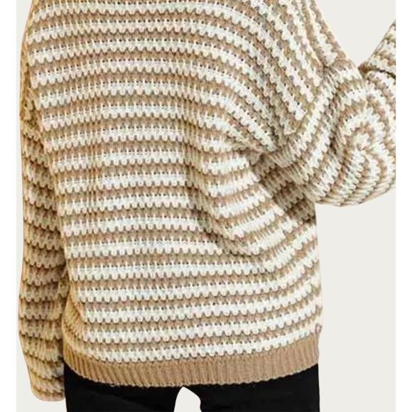 NEW ESLEY COLLECTION striped v-neck knit sweater in khaki/white - Picture 2 of 3